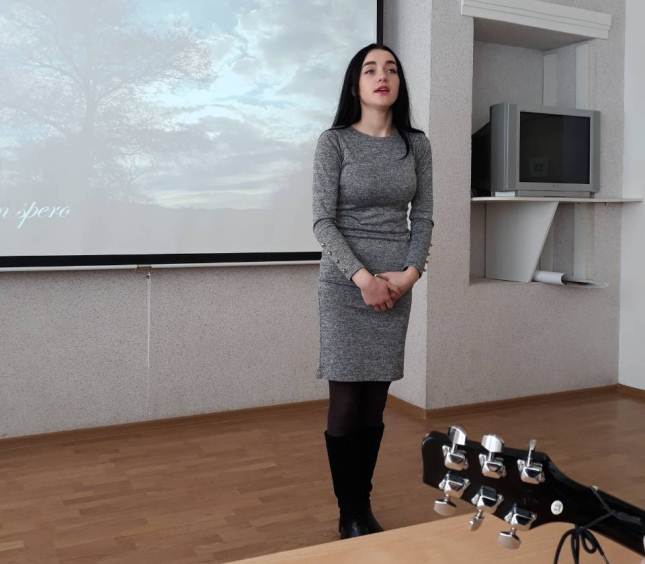 студентка групи УФ-41 Аліна Дудар